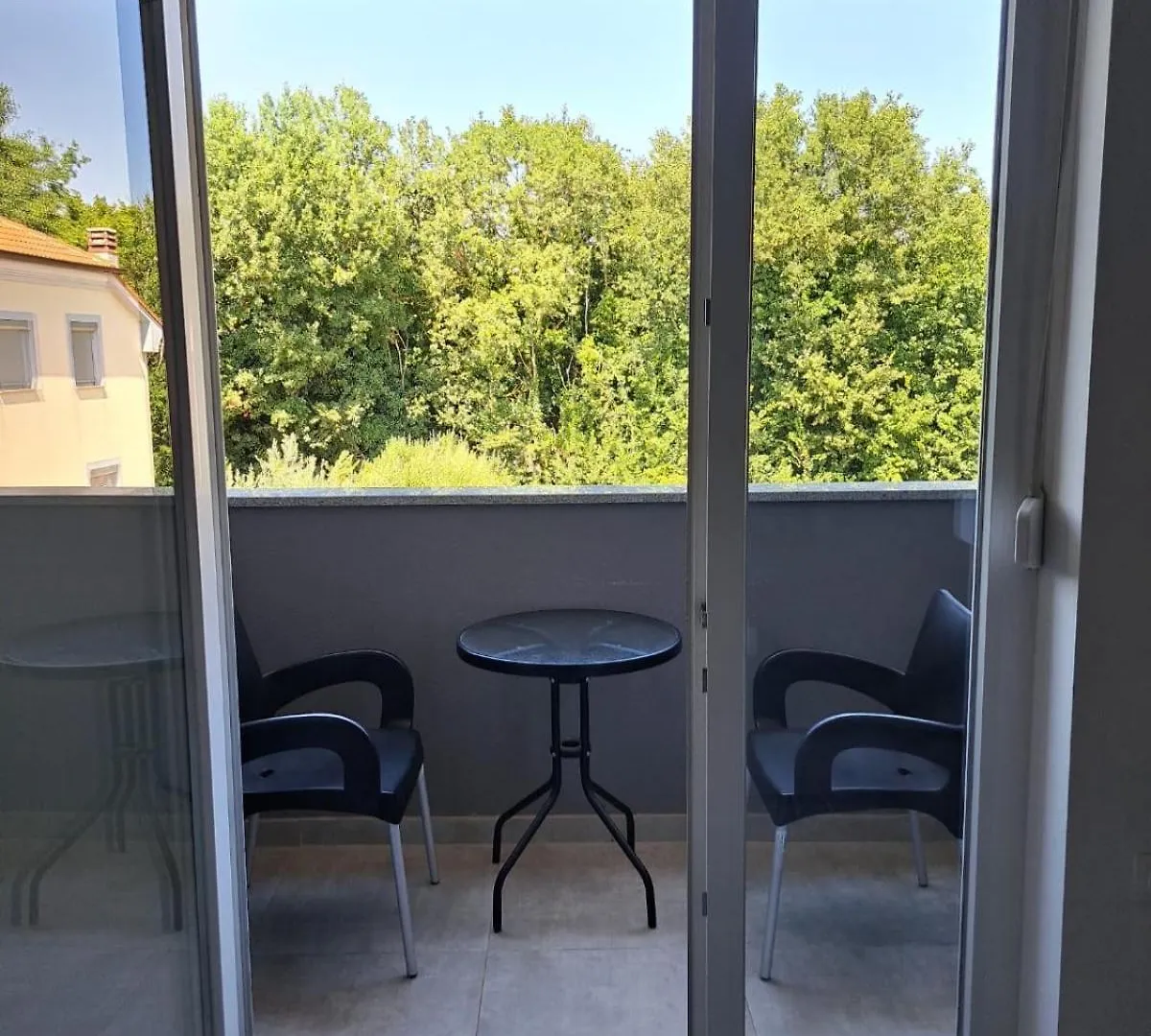 Medulin Modern 2-Bedroom Apartment