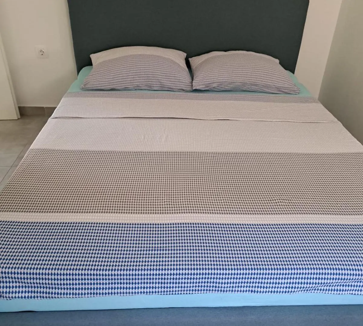 Medulin Modern 2-Bedroom Apartment